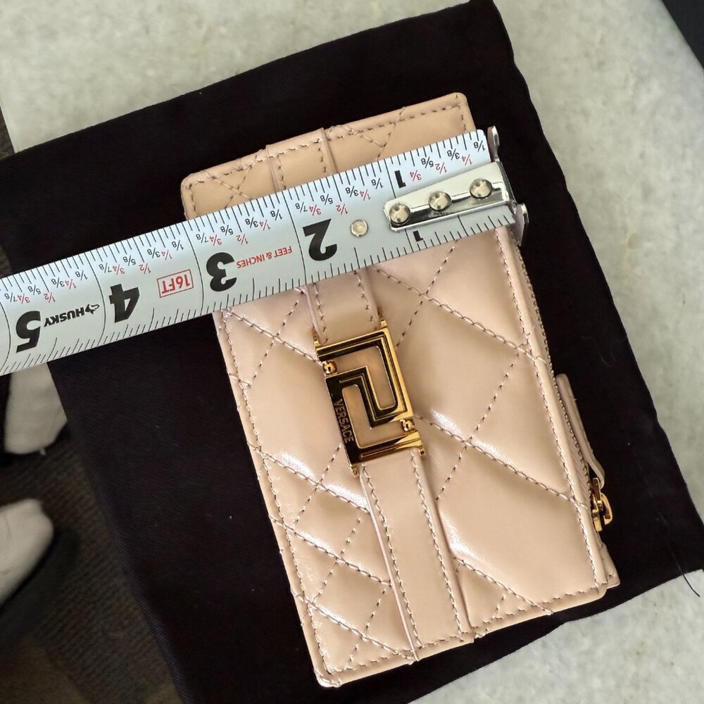 Versace Quilted Pale Pink Leather Card‎ Holder Wallet, Gold-tone logo metal - Picture 9 of 9